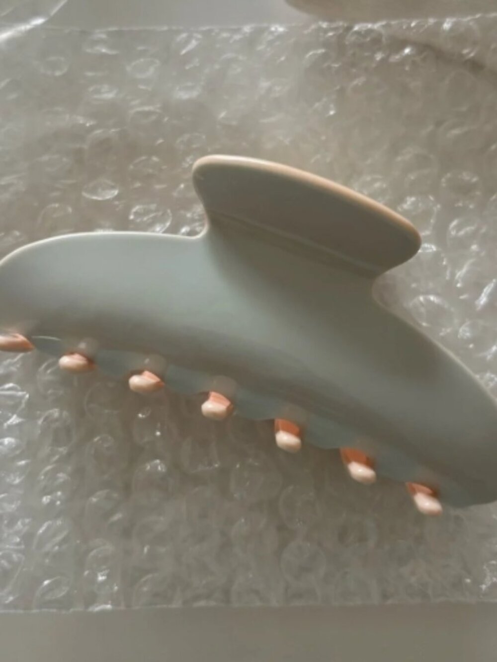 PARKE Birthday Claw Clip (Sprinkle) - NWT - Picture 8 of 8